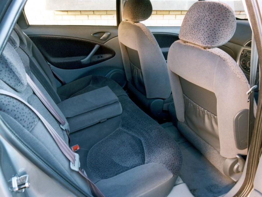  Citroen C5 HDi 2001 года  (AU) (фото 2 из 16)